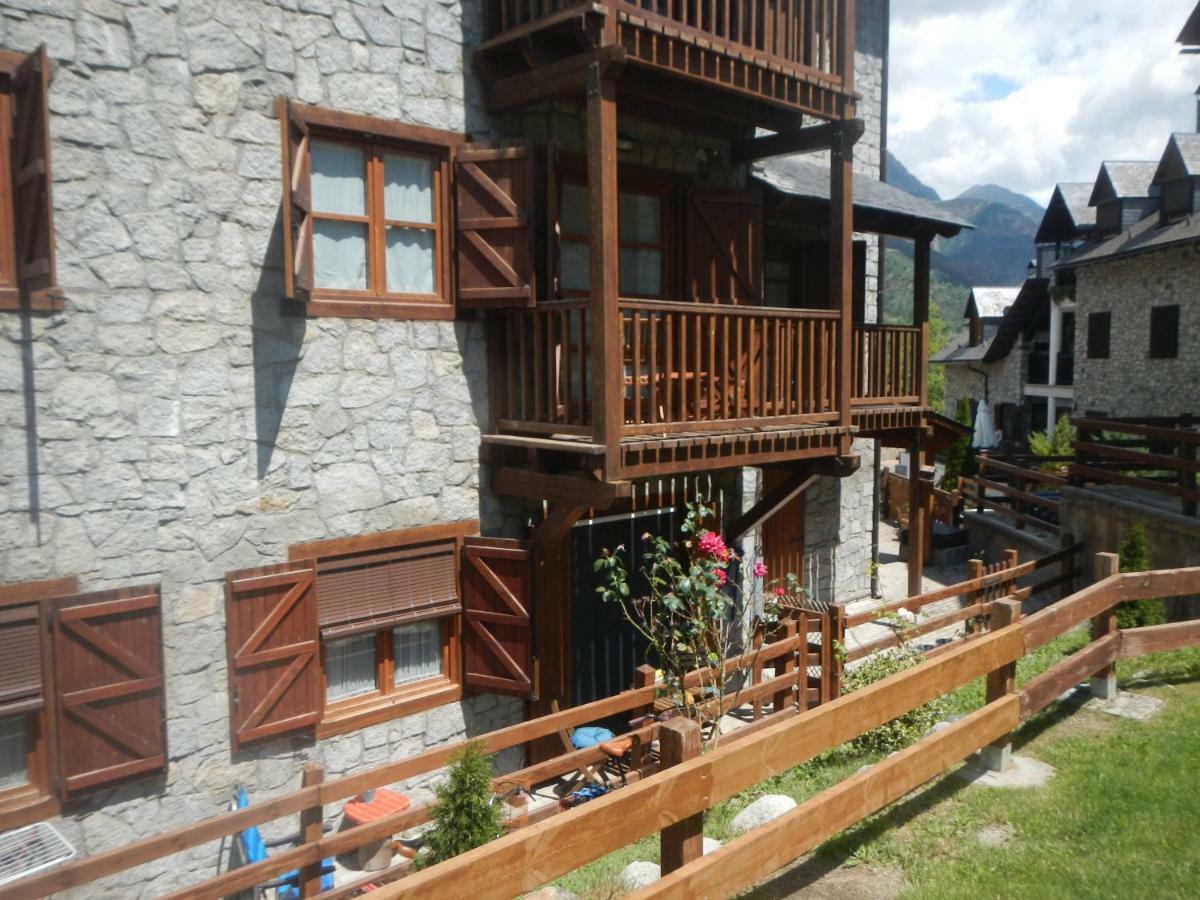 Magic Pirineos Apartman Anciles Kültér fotó